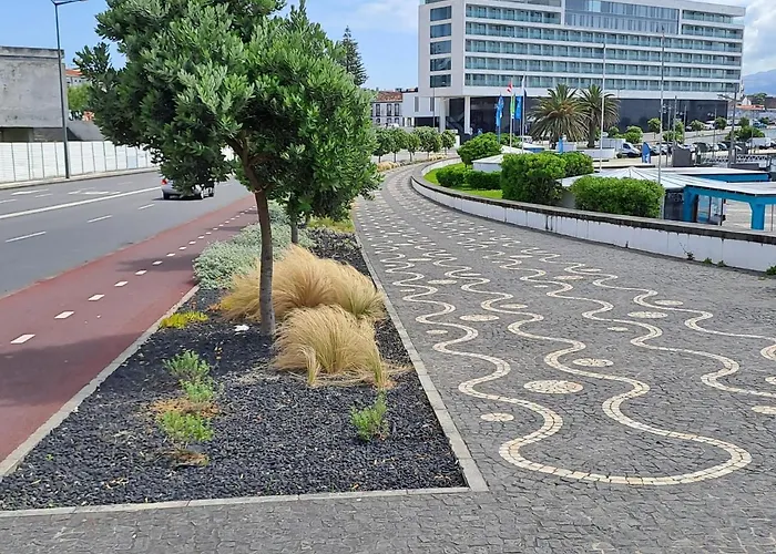 Solmar View Apartment, Azores Понта-Делгада